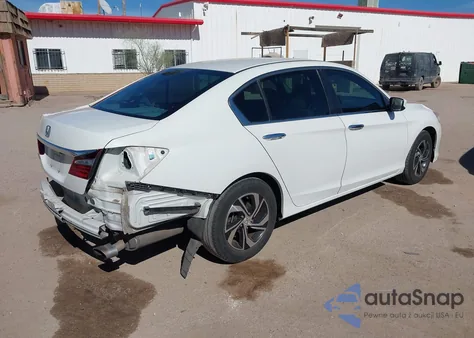 2017 Honda Accord Lx z USA, uszkodzony, nr VIN 1HGCR2F43HA105809